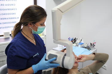 Consulta dentistas especialistas Consulta dentistas especialistas Dr. Ferrer